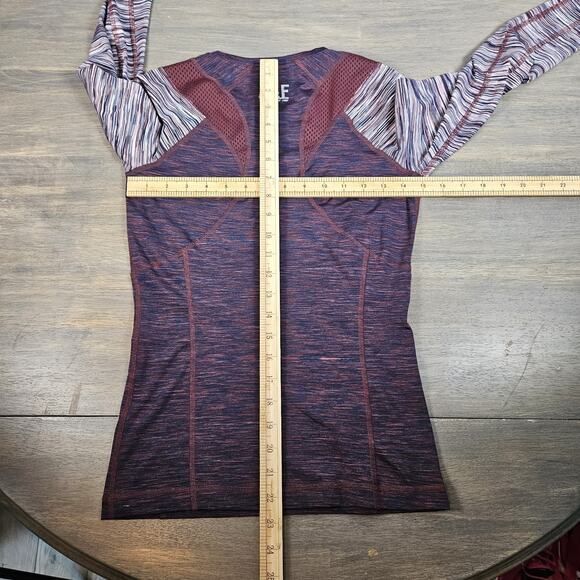 Abercrombie & Fitch Women’s Small Long Sleeve Top Workout Athletic Gorpcore - Picture 4 of 5